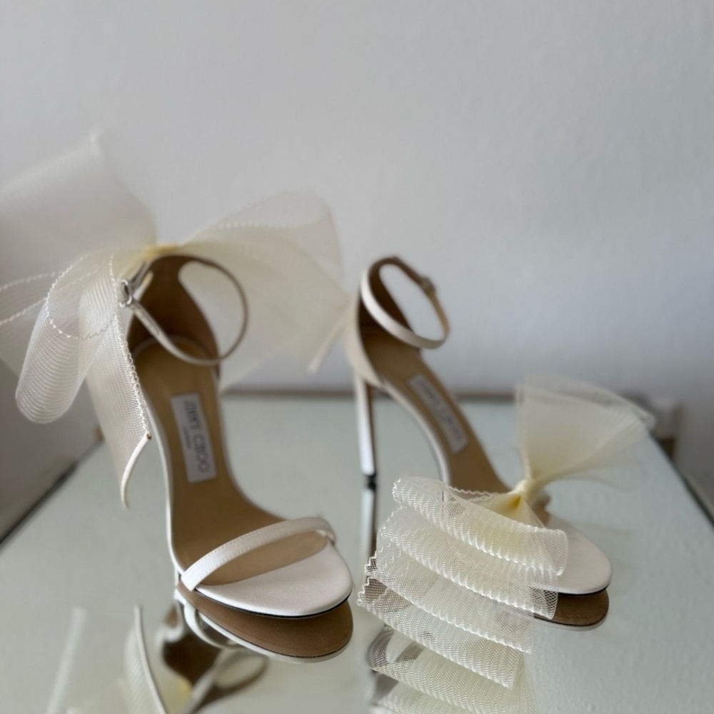 Elegant Jimmy Choo 100 Latte Sandals Grosgrain Fascinator Bows